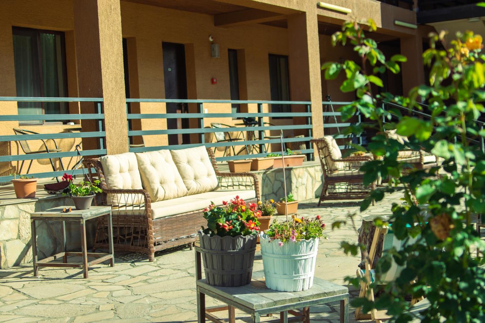 Guest House Oxygen Stepantsminda Exterior photo